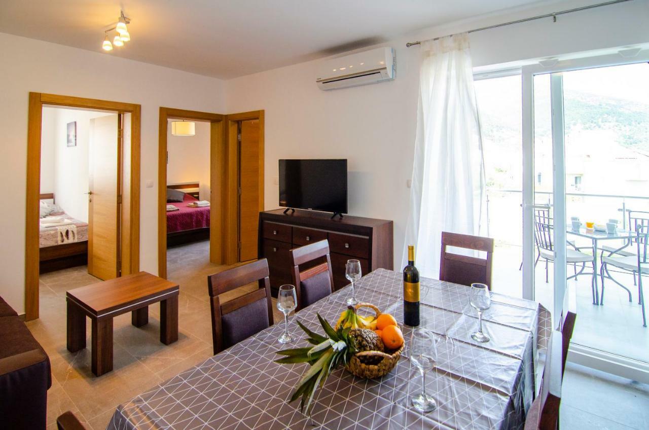 Apartment Sara 2 Bol