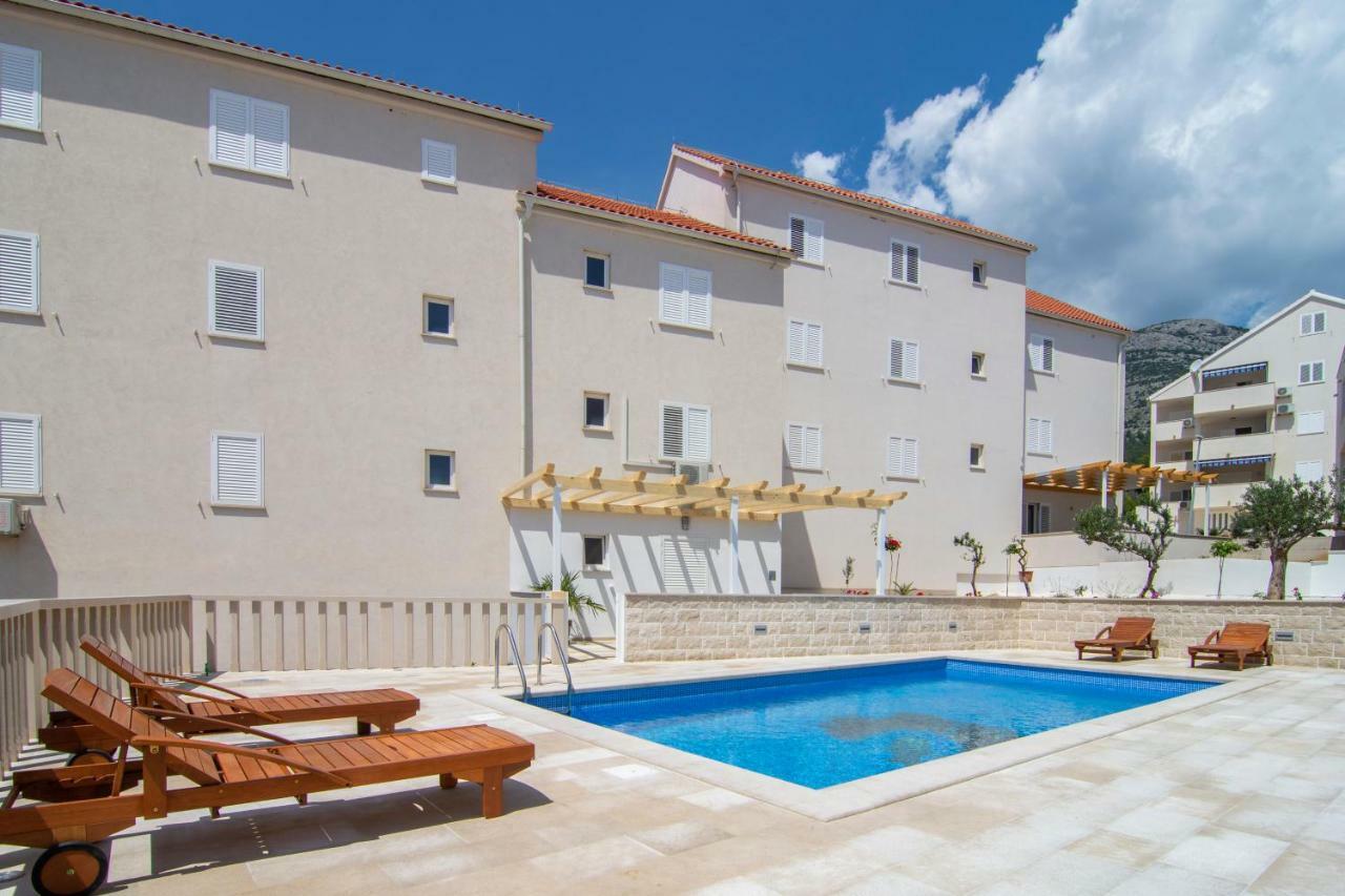 Apartment Sara 2 Bol