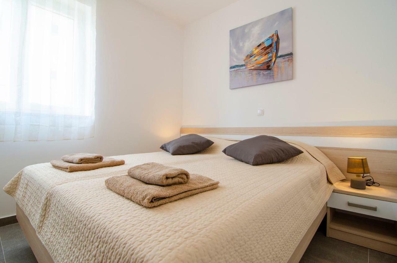 Sara 2 Apartma *